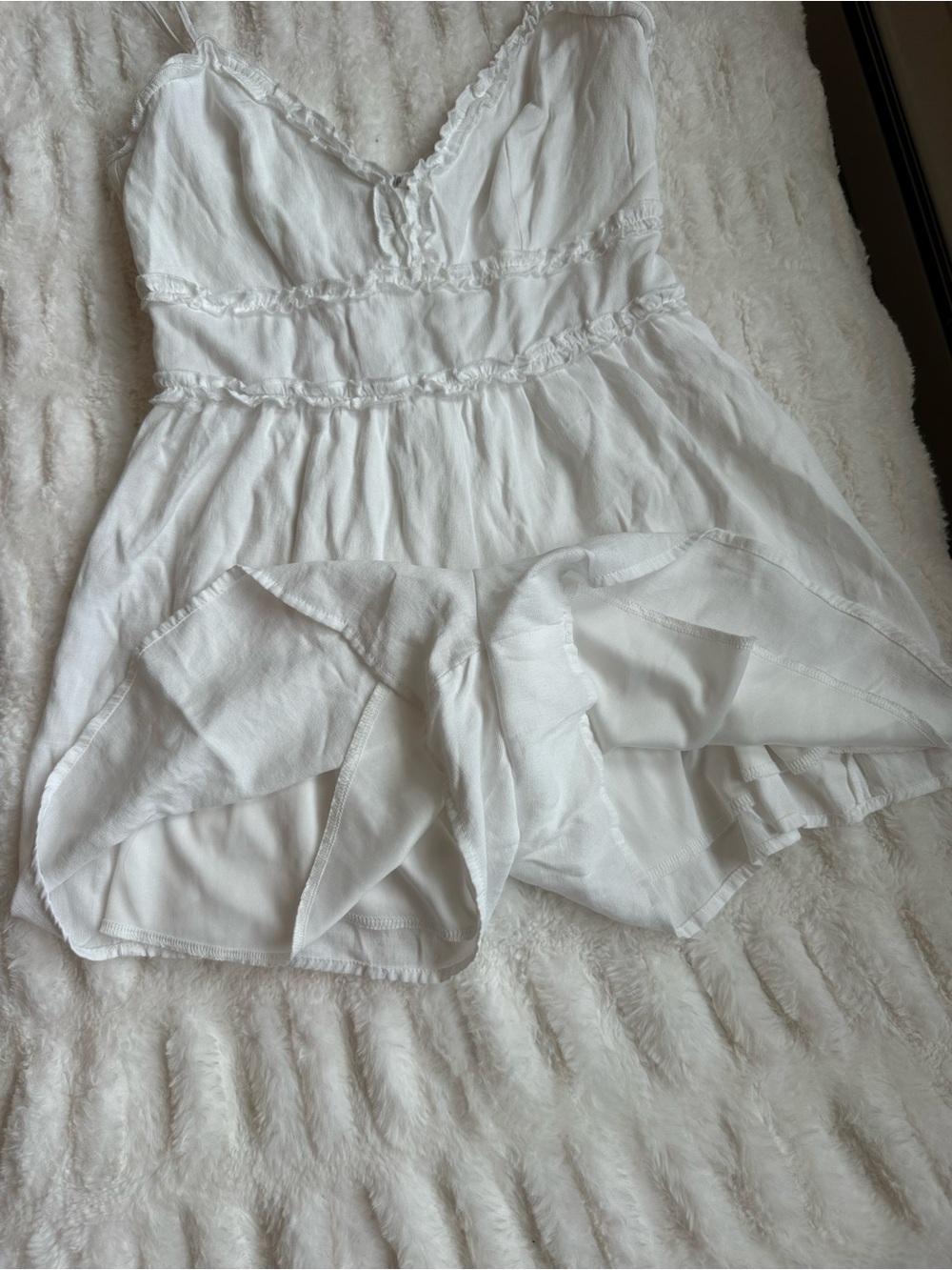 Boutique White Lace-Trim Romper Size S - Picture 2 of 7